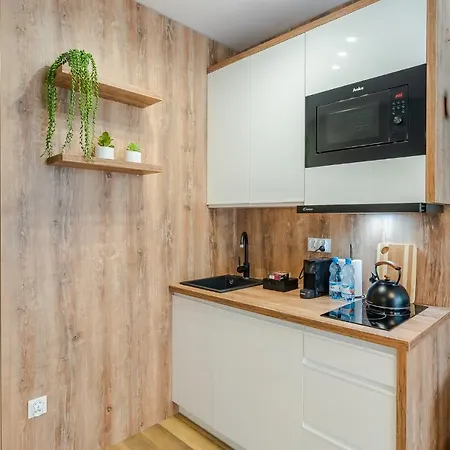 Laba Kolobrzeg Apartamenty Kasprowicza 20Ab Exterior photo