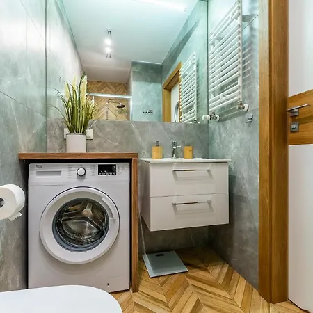 Laba Kolobrzeg Apartamenty Kasprowicza 20Ab Exterior photo