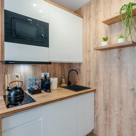 Laba Kolobrzeg Apartamenty Kasprowicza 20Ab Exterior photo