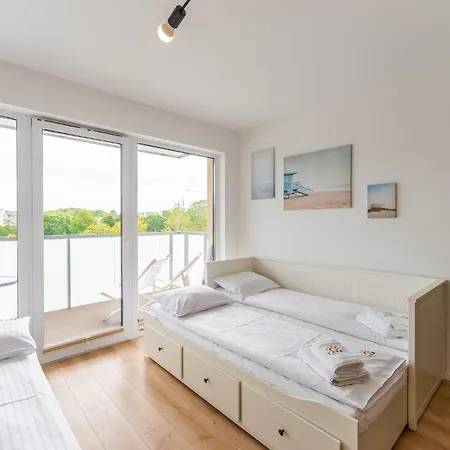 Laba Kolobrzeg Apartamenty Kasprowicza 20Ab Exterior photo