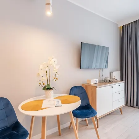 Laba Kolobrzeg Apartamenty Kasprowicza 20Ab Exterior photo
