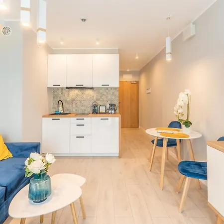 Laba Kolobrzeg Apartamenty Kasprowicza 20Ab Exterior photo