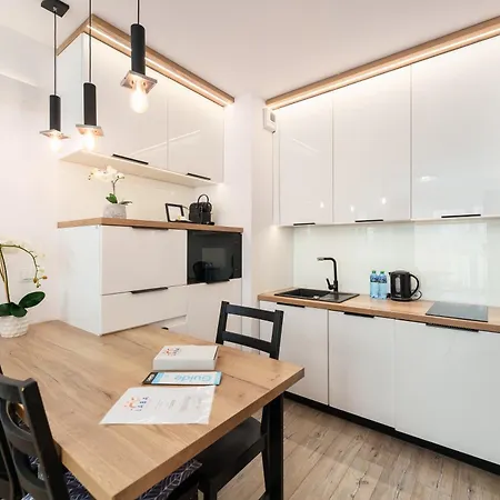 Laba Kolobrzeg Apartamenty Kasprowicza 20Ab Exterior photo