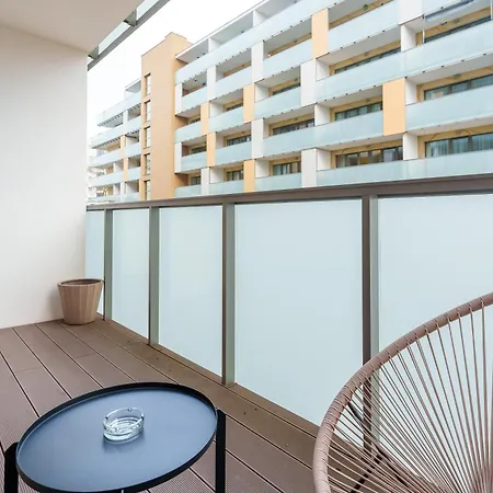 Laba Kolobrzeg Apartamenty Kasprowicza 20Ab Exterior photo