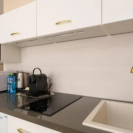 Laba Kolobrzeg Apartamenty Kasprowicza 20Ab Exterior photo