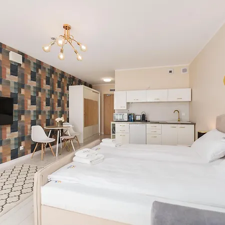 Laba Kolobrzeg Apartamenty Kasprowicza 20Ab Exterior photo