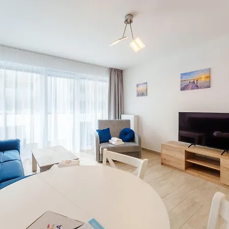 Laba Kolobrzeg Apartamenty Kasprowicza 20Ab Exterior photo