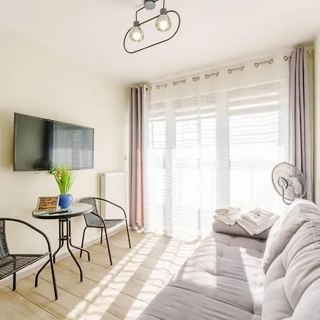Laba Kolobrzeg Apartamenty Kasprowicza 20Ab Exterior photo